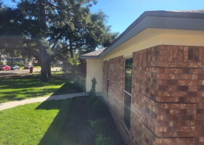 Houston Heights Brick Ranch with a New Architectural Shingle Roof