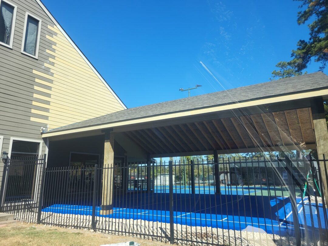 Giammalva Racquet Club – Clubhouse & Grounds